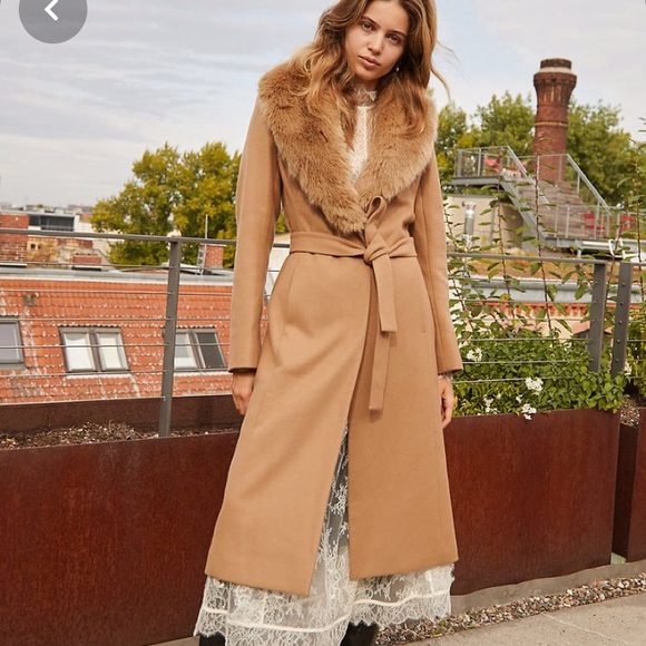 Club Monaco black  wool fur wraps around coat - Picture 2 of 15